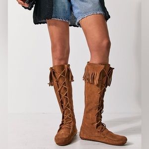 Knee High Front Lace Leather Boots